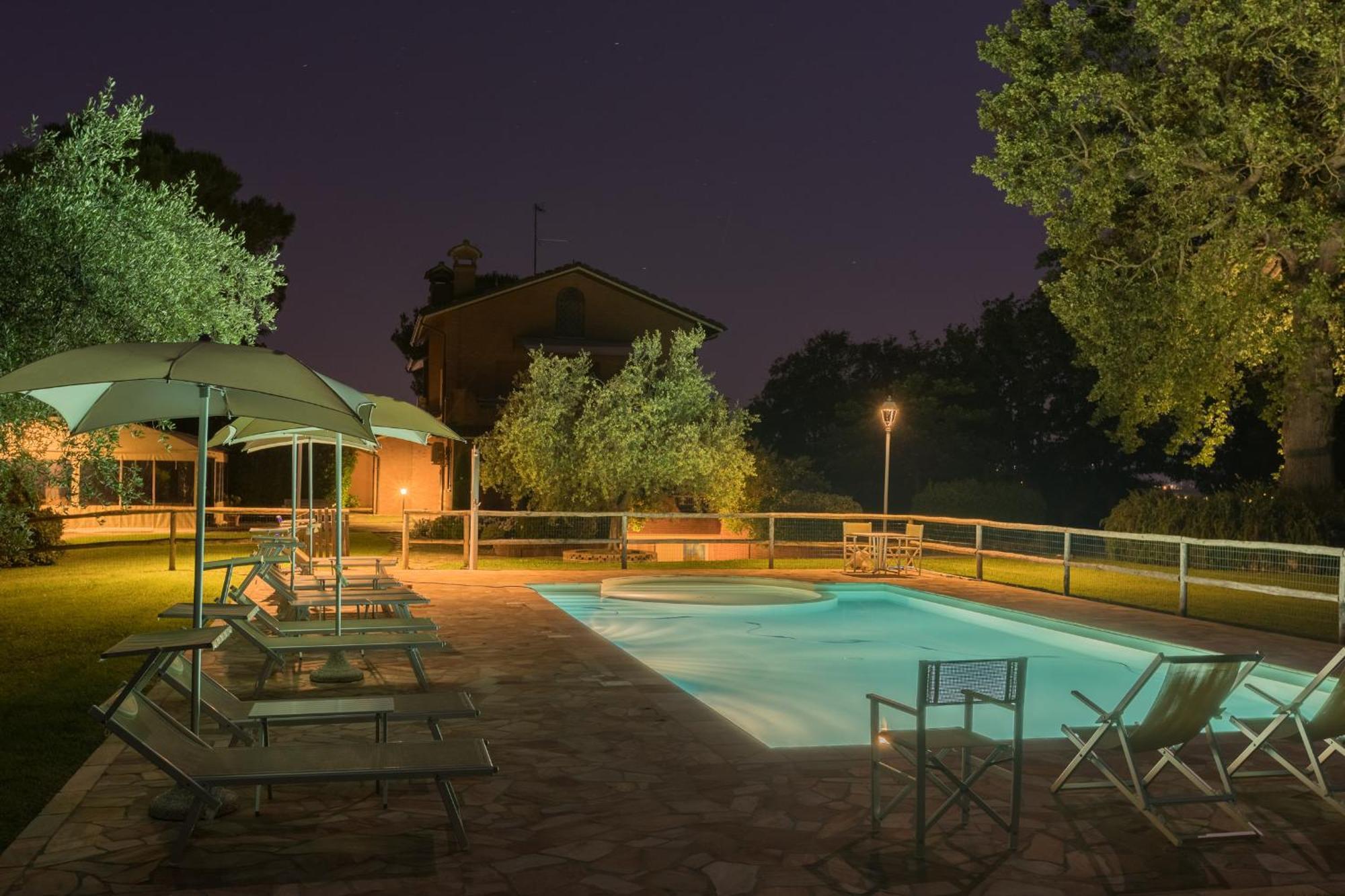 Mondavio Agriturismo Villa Beatrice מראה חיצוני תמונה