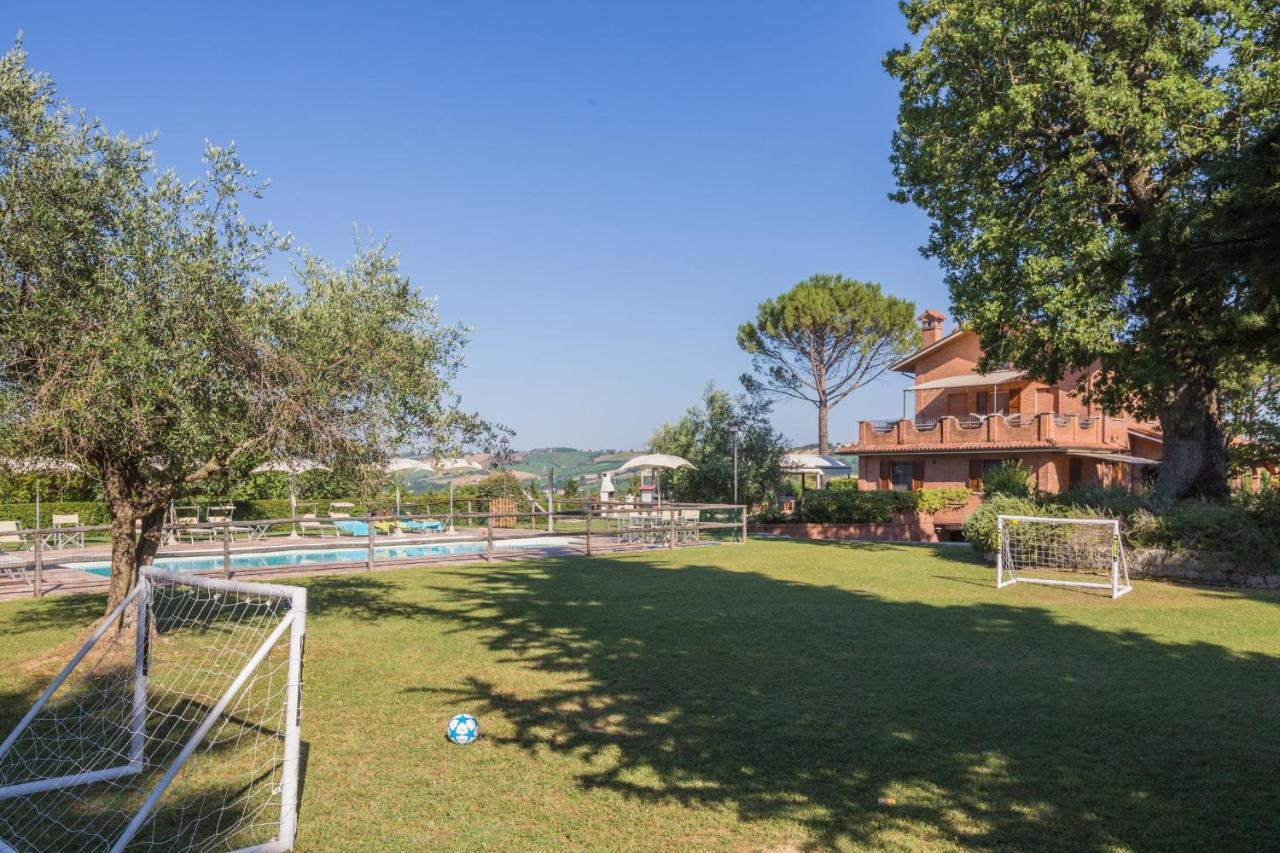 Mondavio Agriturismo Villa Beatrice מראה חיצוני תמונה